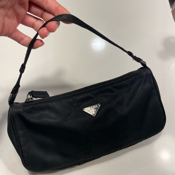 Vintage Prada - Picture 5 of 7